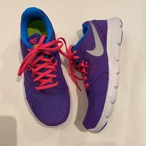 Nike Flex Womens